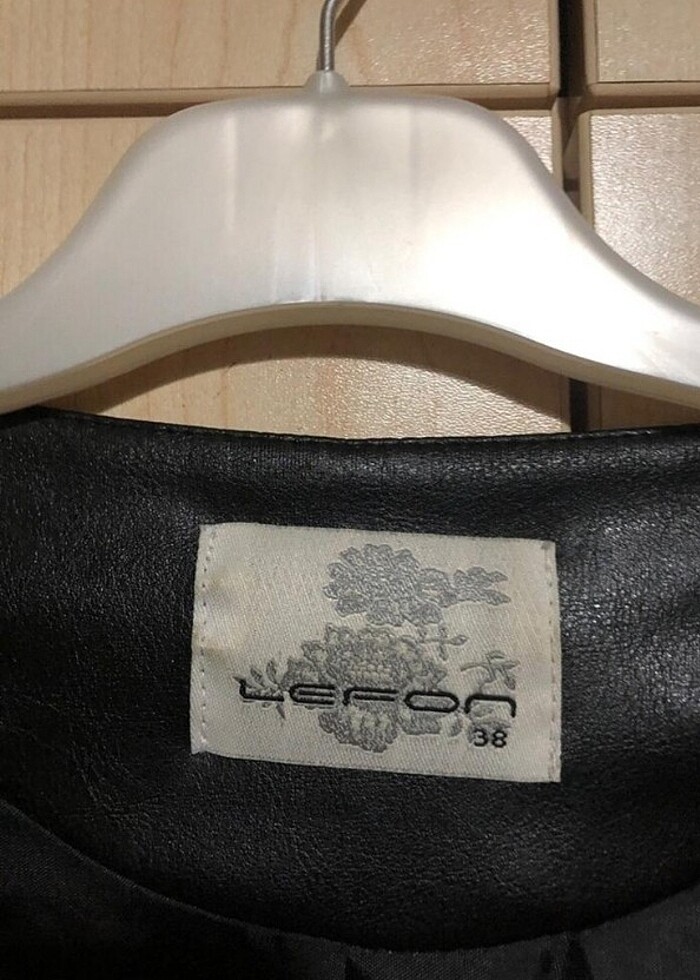 Kadın deri yelek - Görsel 3