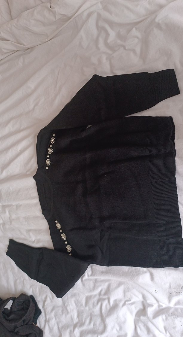 Düğmeli Siyah Kadın Kazak - Görsel 3