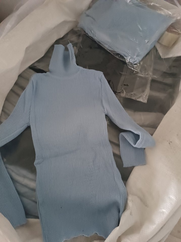 Gri Boğazlı İnce Örgü Kadın Kazak - Görsel 2