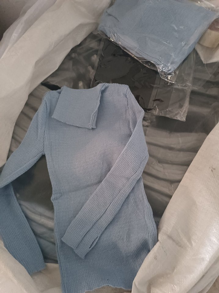 Gri Boğazlı İnce Örgü Kadın Kazak - Görsel 3