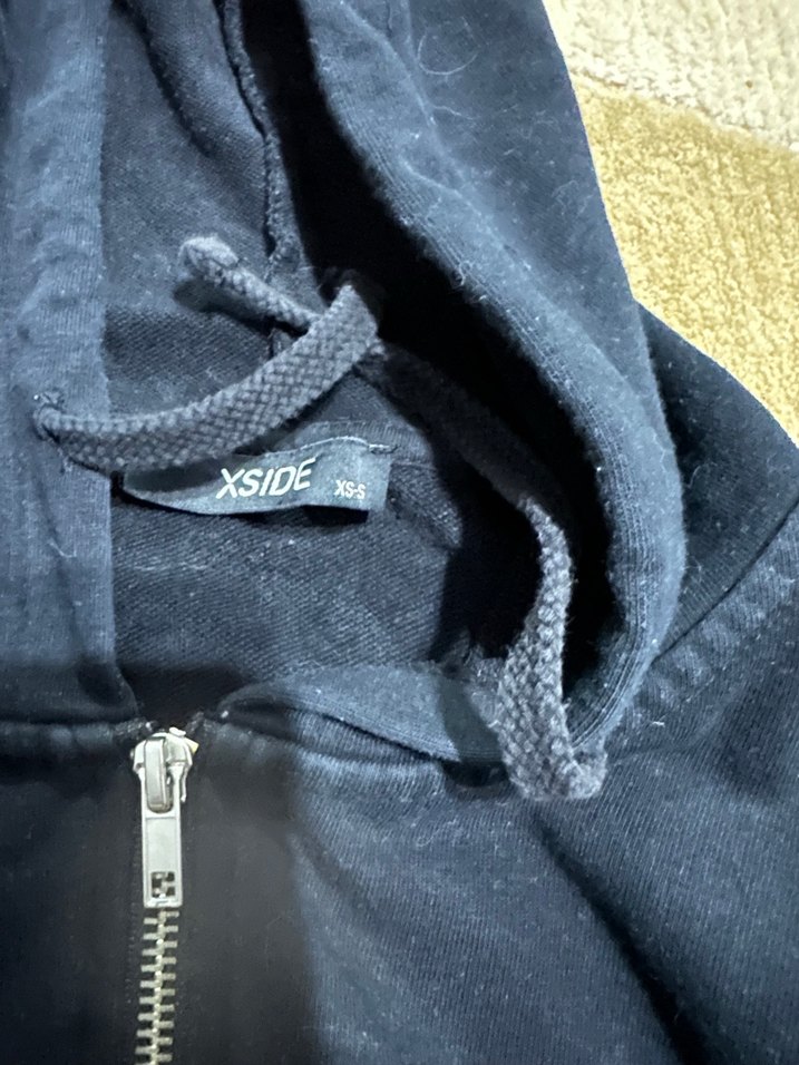 Siyah Kapüşonlu Fermuarlı - Görsel 2