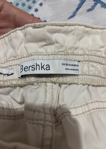 Beyaz Kadın Pamuklu Rahat Kesim Jean - Görsel 2