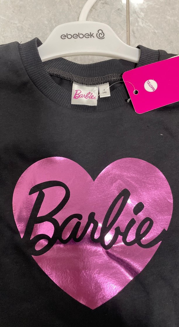 Barbie Baskılı Siyah Kız Tişörtü - Görsel 3