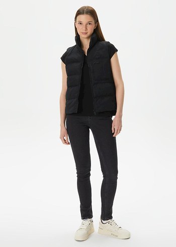 Siyah Kadın Denim Şişme Yelek - Görsel 3