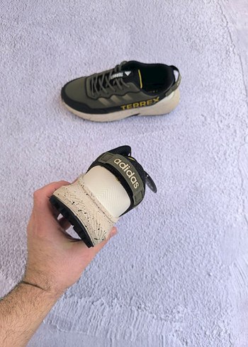 Gri Terrex Spor ve Sokak Stili Ayakkabı - Görsel 9