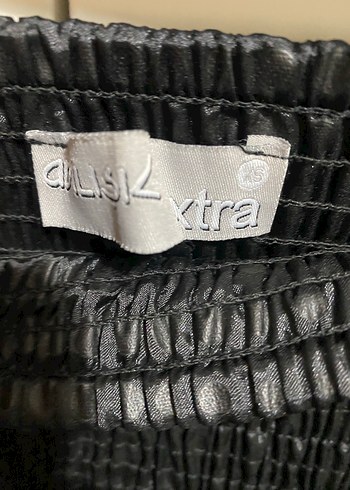 Adil Işık Parlak Siyah Fırfırlı Midi Etek - Görsel 3