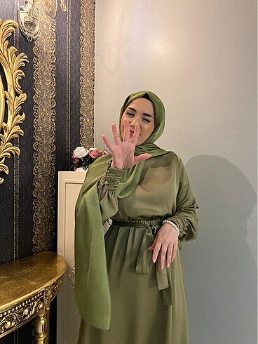Yeşil elbise