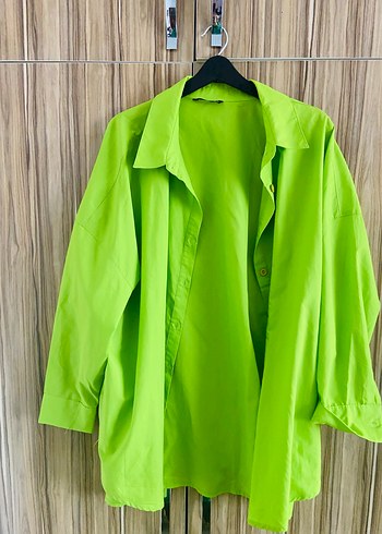 Düğmeli Yeşil Uzun Keten Gömlek - Görsel 3