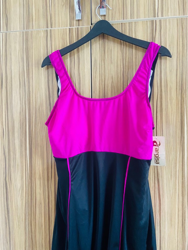 Pembe Siyah Kadın Spor Mayo - Görsel 3