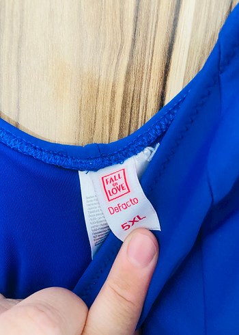 Parlak Mavi Drapeli Kadın Mayo - Görsel 3