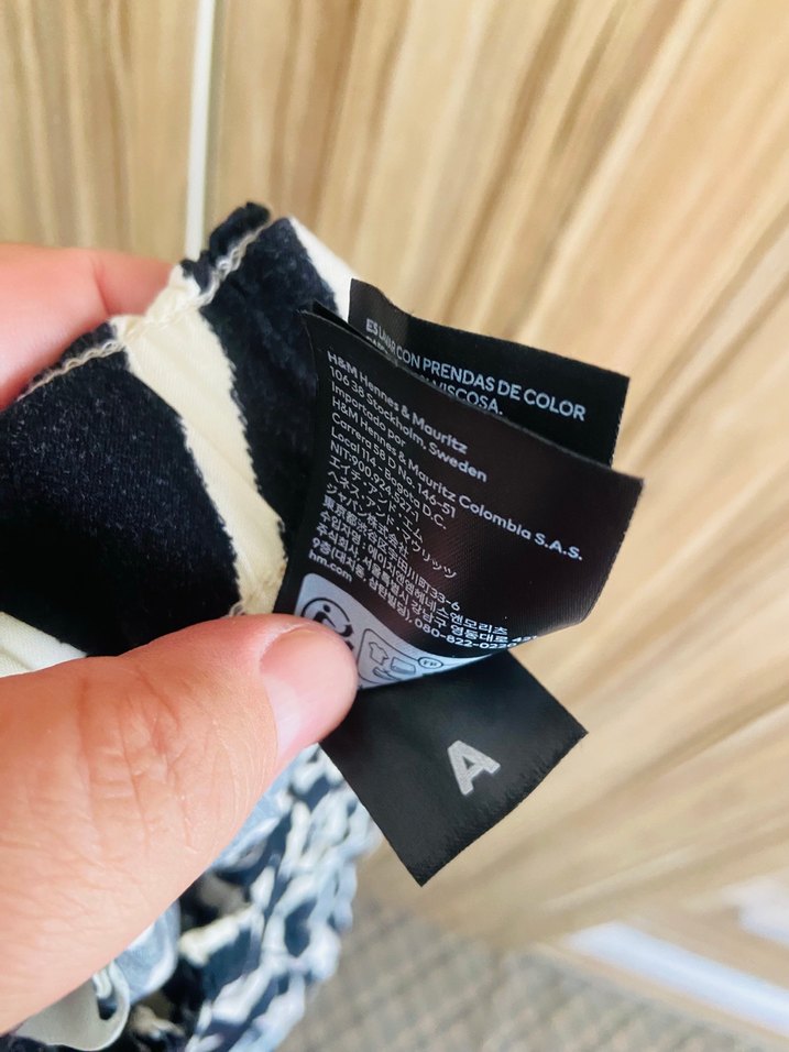 Siyah Beyaz bol HM marka 4xl kısa pantolon - Görsel 3