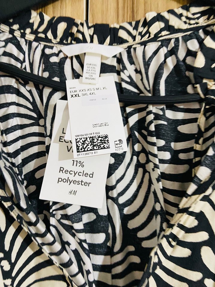 Zebra Desenli Uzun Kollu V Yaka Kadın Gömlek - Görsel 2