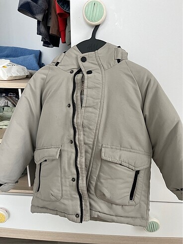 Zara mont