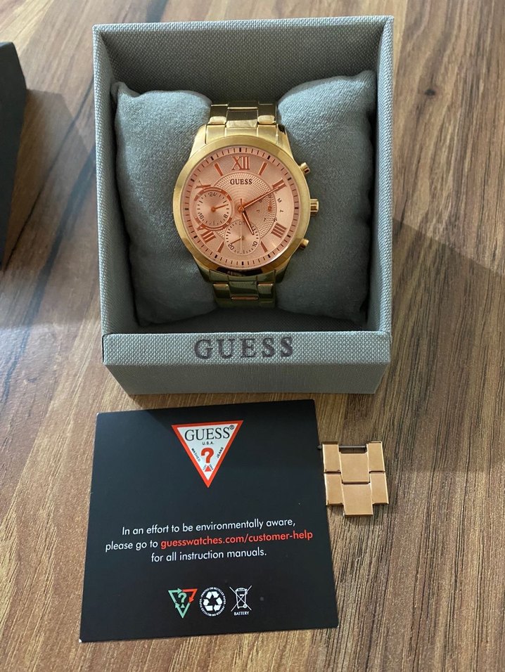 Guess Kadın Altın Renk Klasik Saat - Görsel 3