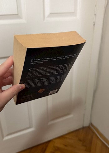 Grinin Elli Tonu - E L James - Görsel 4