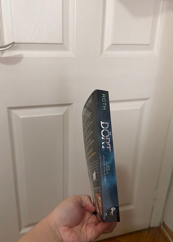 Dört - Bir Uyumsuz Koleksiyon Kitabı - Görsel 7