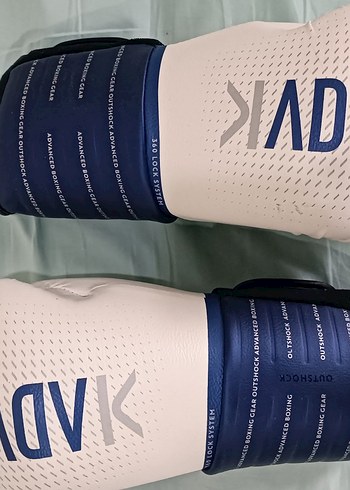 Erkek Mavi Baskılı Boks Eldiveni Outshock 10 Oz