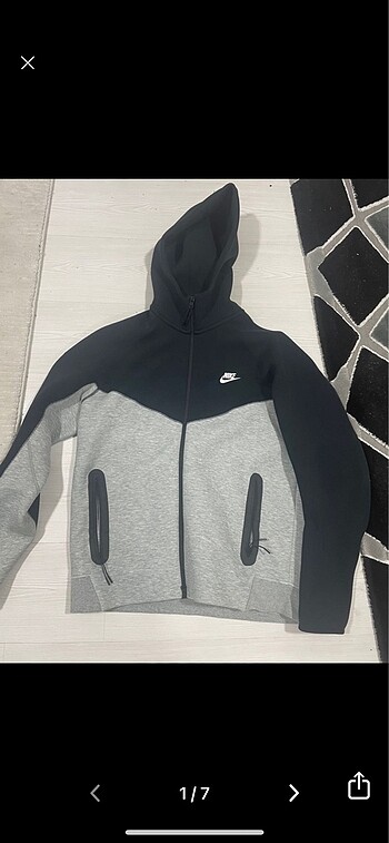 Nike Tech Panda