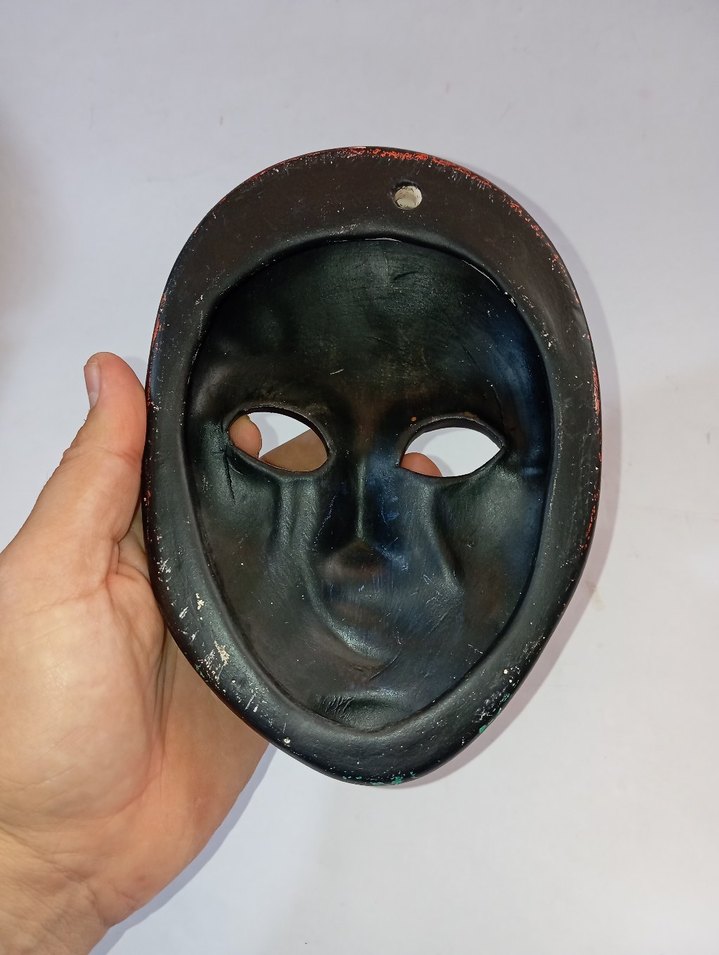 Siyah Yüz Maskesi - Görsel 3