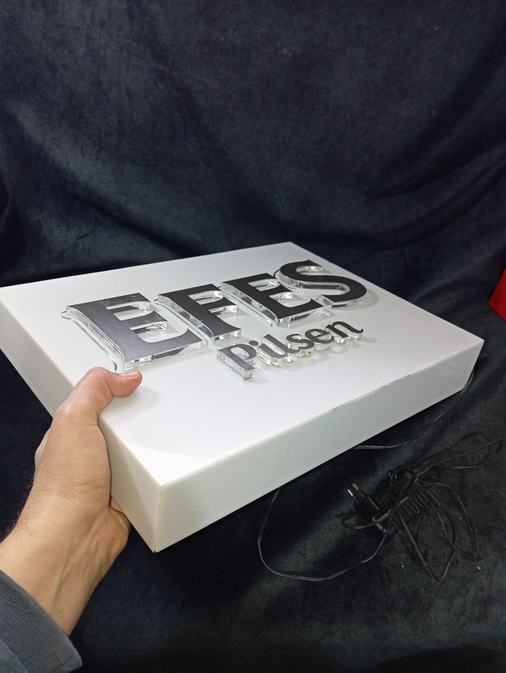 Vintage Efes Pilsen ışıklı tabela 
Sıfır 
Kullanılmamış çok iyi - Görsel 5