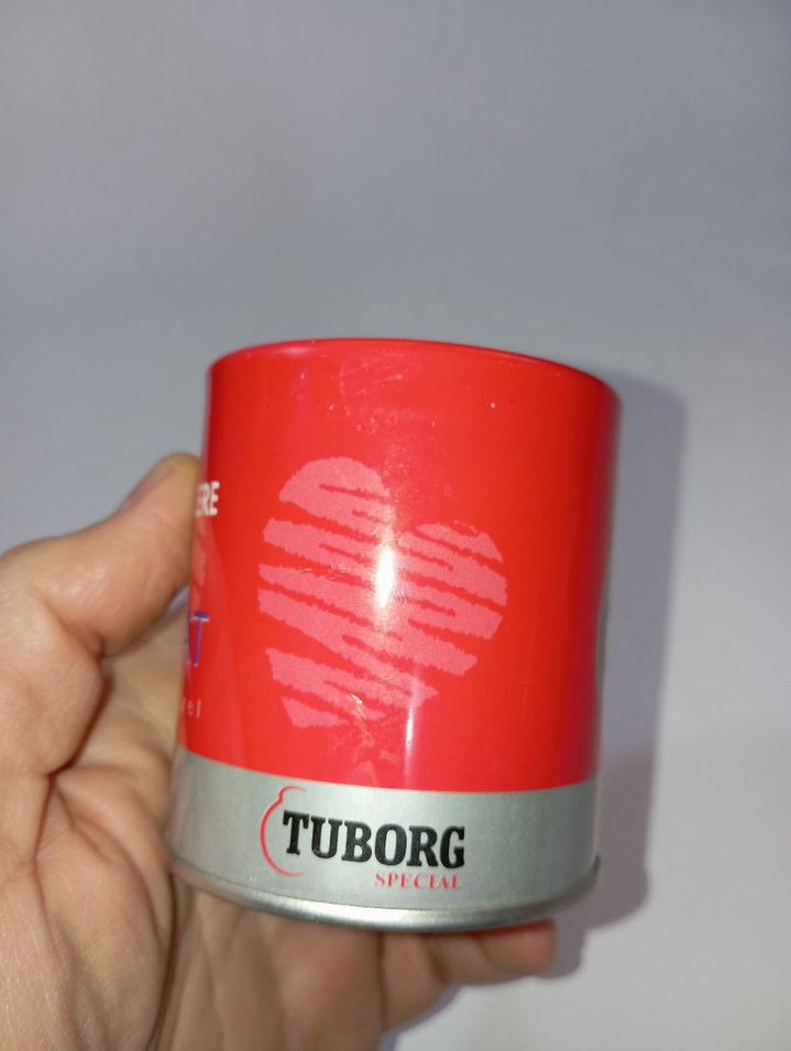 Tuborg sevgililer günü mumu.
Teneke kutu içinde 
Çok az kullanıl - Görsel 4