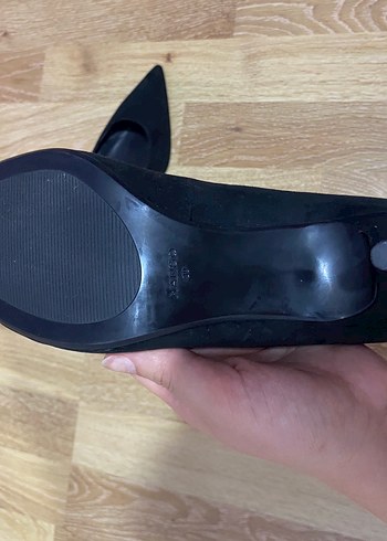 Mango Mango Siyah Süet Stiletto Topuklu ayakkabı