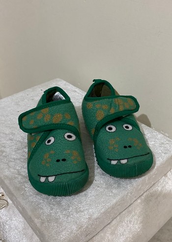 Yeşil Yılan Desenli Erkek Çocuk Terliği - Görsel 5