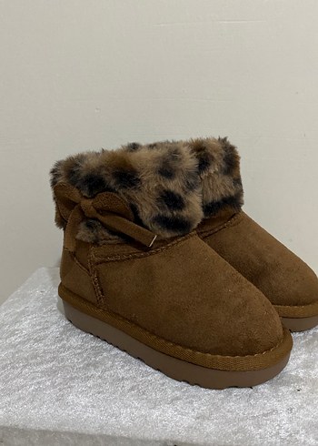 Kız Çocuk Leopar Desenli Kürklü Süet Bot - Görsel 2