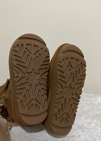 Kız Çocuk Leopar Desenli Kürklü Süet Bot - Görsel 3