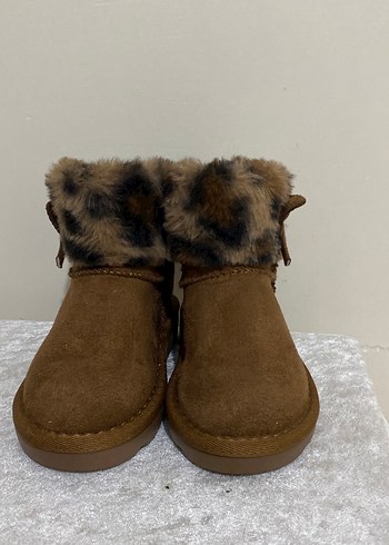 Kız Çocuk Leopar Desenli Kürklü Süet Bot - Görsel 6