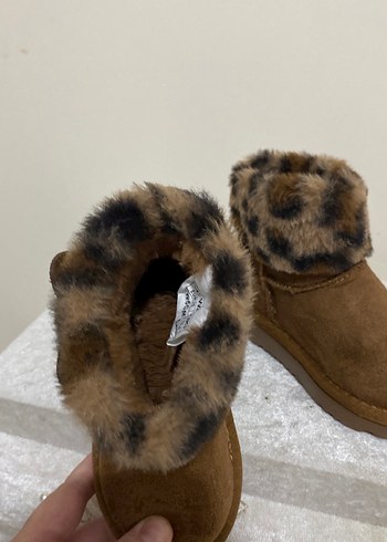 Kız Çocuk Leopar Desenli Kürklü Süet Bot - Görsel 4