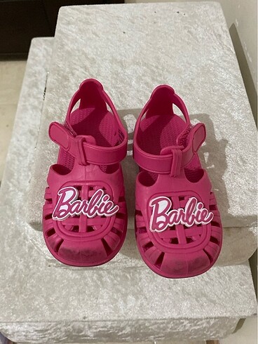 LC Waikiki Kız çocuk sandalet