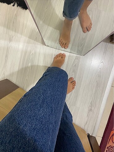 Mom jean , ambardan alındı