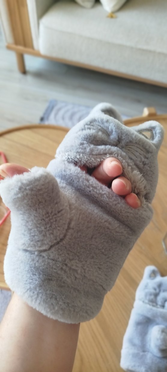 Peluş Kız Eldiveni, Kulak ve Kalp Detaylı, Gri - Görsel 5