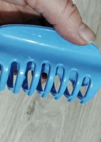 Mavi Plastik Saç Tokası - Görsel 2