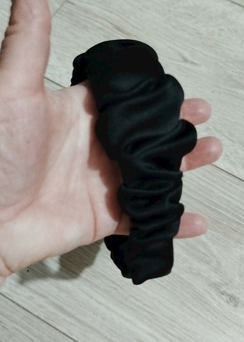 Siyah saten taç - Görsel 2