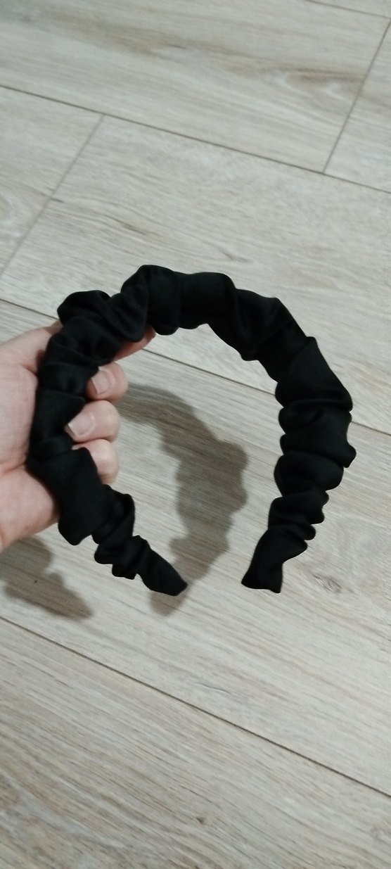 Siyah saten taç - Görsel 4