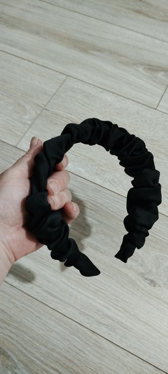 Siyah saten taç - Görsel 3