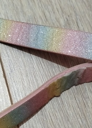 Kalp Tokalı Pastel Renkli  Deri Kemer - Görsel 2