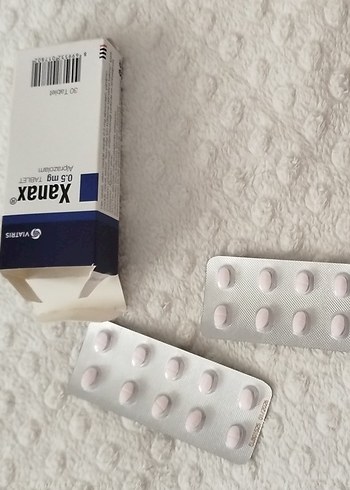 Xanax 0.5 mg Tablet 30'lu Paket fazlalık