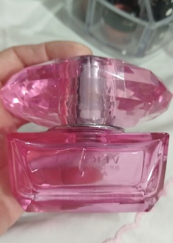 Beden Versace Bright Crystal Absolu Kadın Parfümü