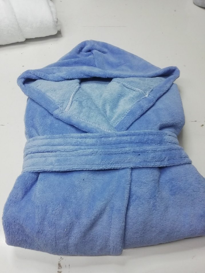 Kapüşonlu Mavi Bornoz - Görsel 4