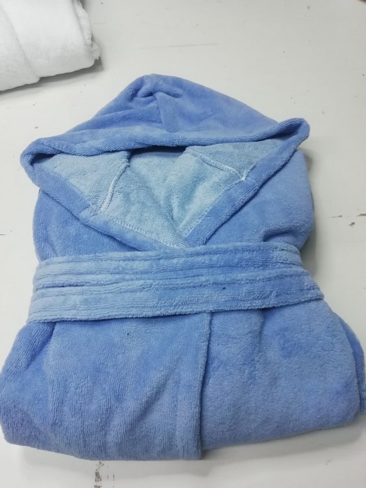 Kapüşonlu Mavi Bornoz - Görsel 4