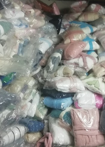 Kalıteli yüksek emicili bornoz 11 yaş - Görsel 4