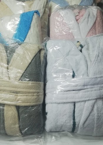 Kalıteli yüksek emicili bornoz 11 yaş - Görsel 3