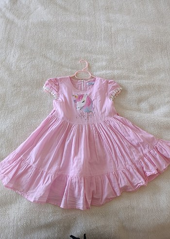 Pembe Kız Çocuk Elbisesi V Yaka Fırfırlı