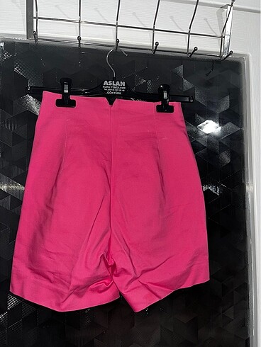 36 Beden Stradivarius Şort