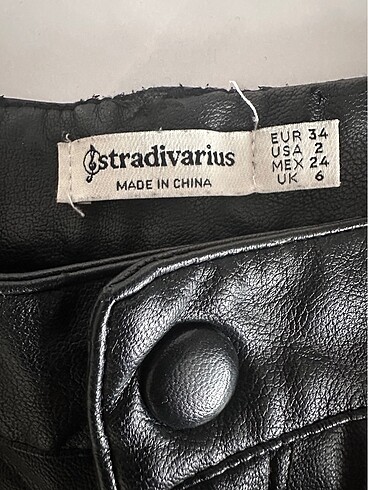 Stradivarius Deri görünümlü pantolon