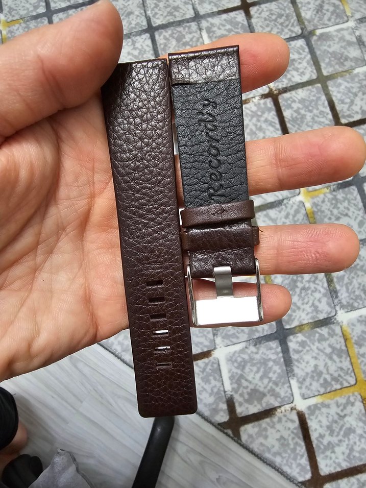 Kahverengi Diesel Saat Kayışı - Görsel 2