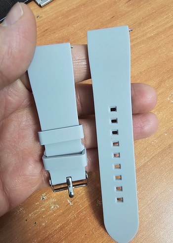 Diğer 22 mm Gri Silikon Saat Kayışı